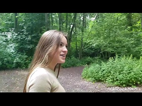❤️ エベリナに公共の場でのファックを提案した。彼女はイエスと言った。そして、私は彼女のお尻をファックし、彼女の口の中にザーメンを入れた。そして彼女は小便をした。 ️ 自家製ポルノ ❌️